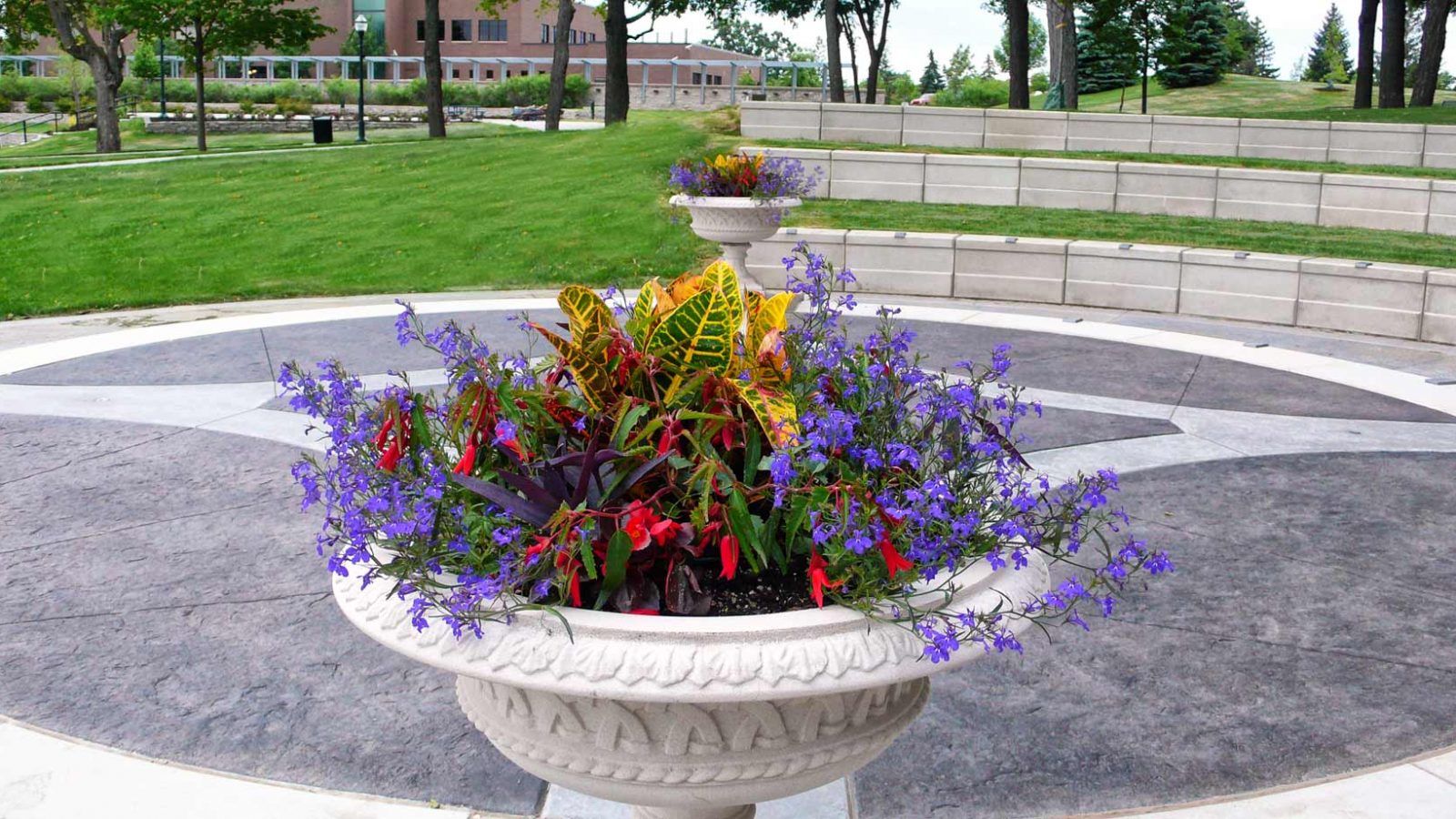 flowers in urn pose irrigation design challenges